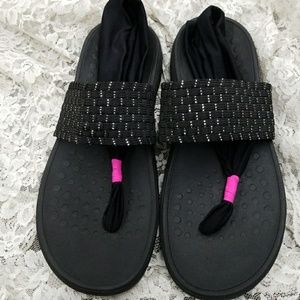 Vionic thong sandals size 8 black